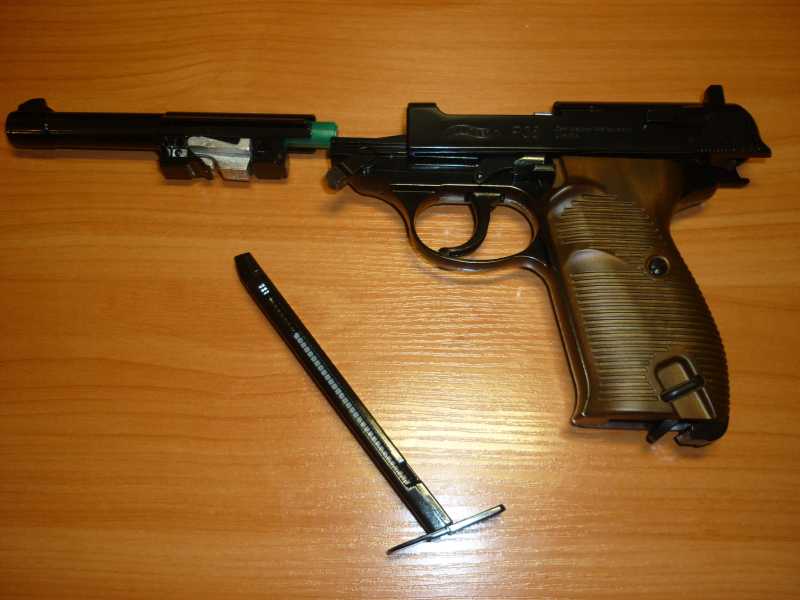 4)Walther P38 (Umarex) с ВВ глазами владельца