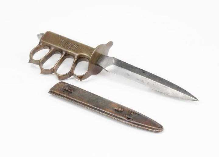 1)Ka-Bar Fighting Knife USMC - нож морпеха.