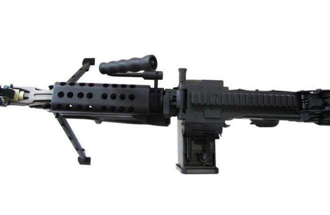 Страйкбольная модель пулемета FM M249 PARA 6 мм (200951) вид № 7.