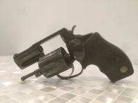 Травматический револьвер Taurus Lom 13