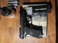 Пневматический пистолет Umarex Beretta 84FS 4,5 мм