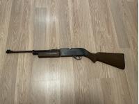 Пневматическая винтовка Crosman 760 B 4,5 мм