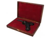ММГ пистолета Люгер P08 в подарочном футляре (накладки пластик) - пистолет в футляре