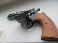 Шестизарядный револьвер Umarex модель Pyton