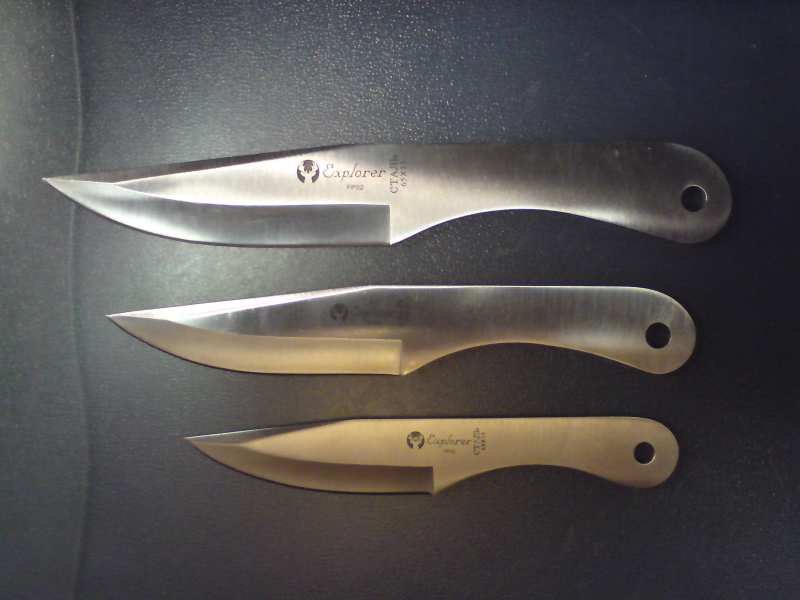 1)Метательные ножи  Explorer