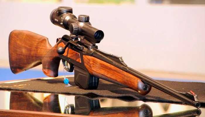Карабины Browning Maral.jpg
