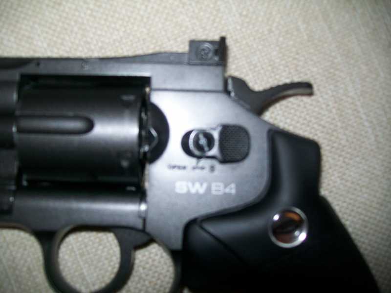 2)Небольшой обзор револьвера Gletcher SW B4