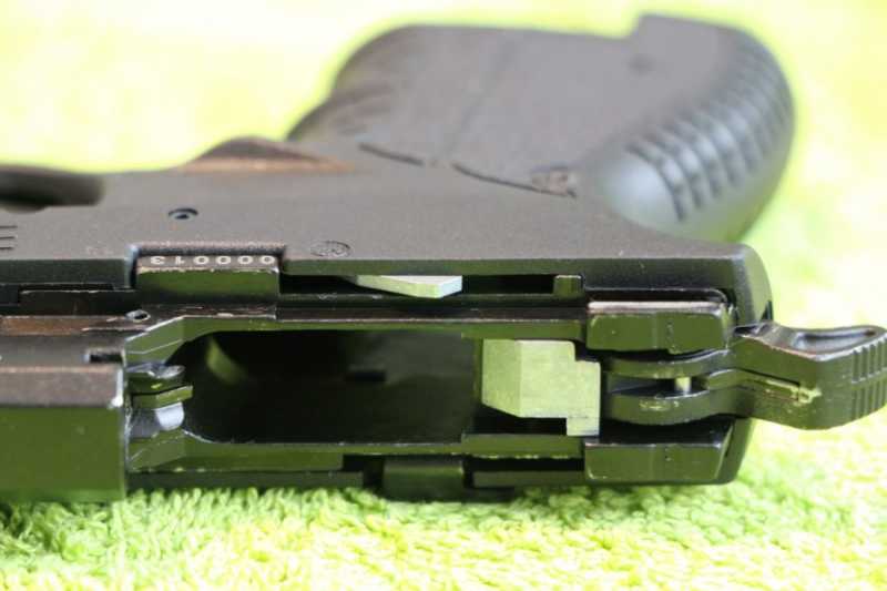 21)Пистолет STALKER сигнальный 5,6x16 (черный) M906