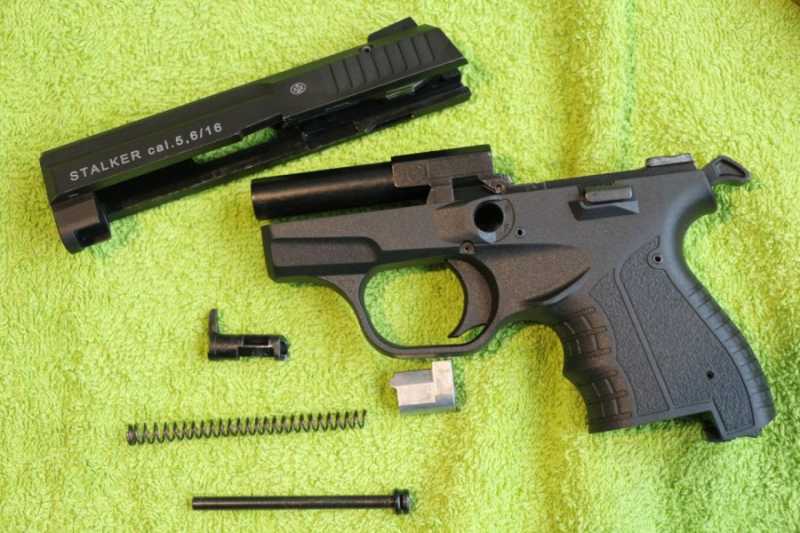 11)Пистолет STALKER сигнальный 5,6x16 (черный) M906