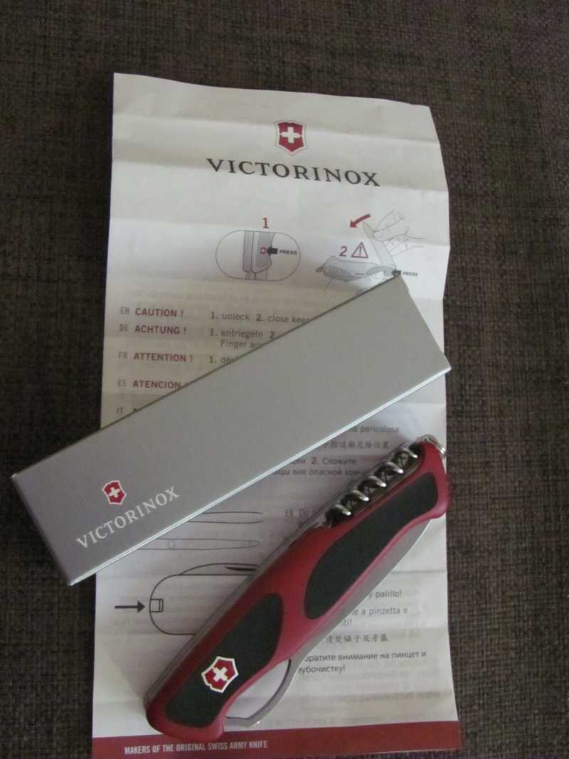 1)Проба «пера». Обзор ножа Victorinox 0.9563.MC RangerGrip 79