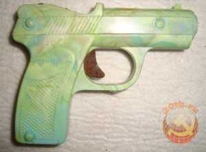 9)Детские пистолеты времен СССР