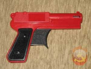 24)Детские пистолеты времен СССР