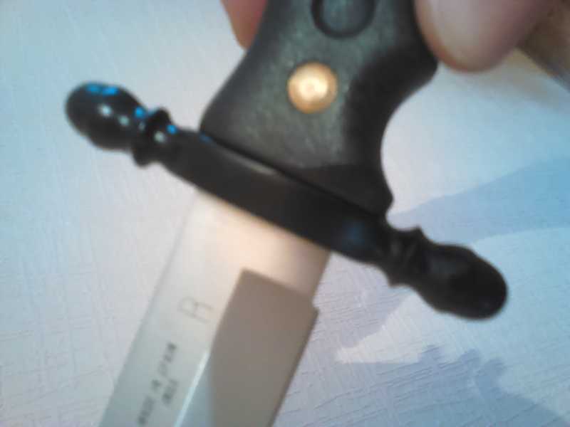 10)Нож Лось от компании Muela.