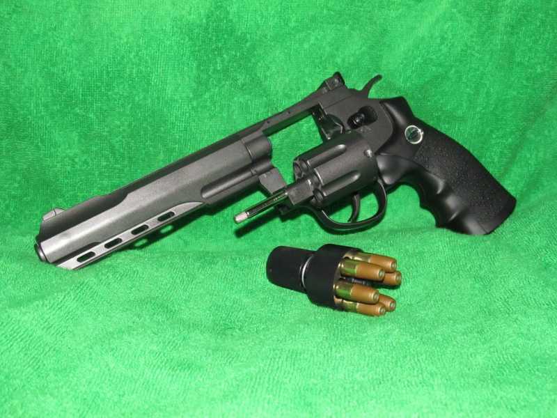 15)Пневматический Smith & Wesson или Gletcher SW B6