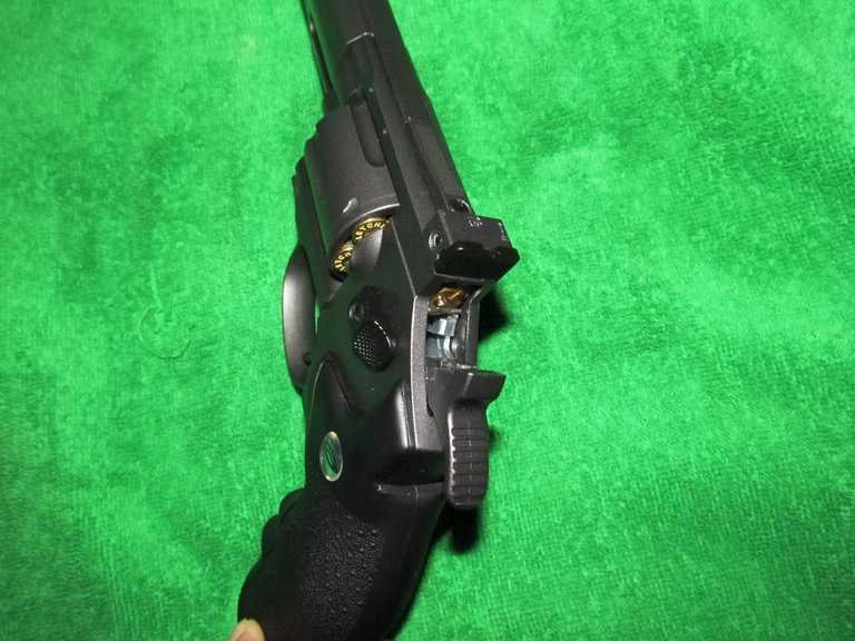 18)Пневматический Smith & Wesson или Gletcher SW B6
