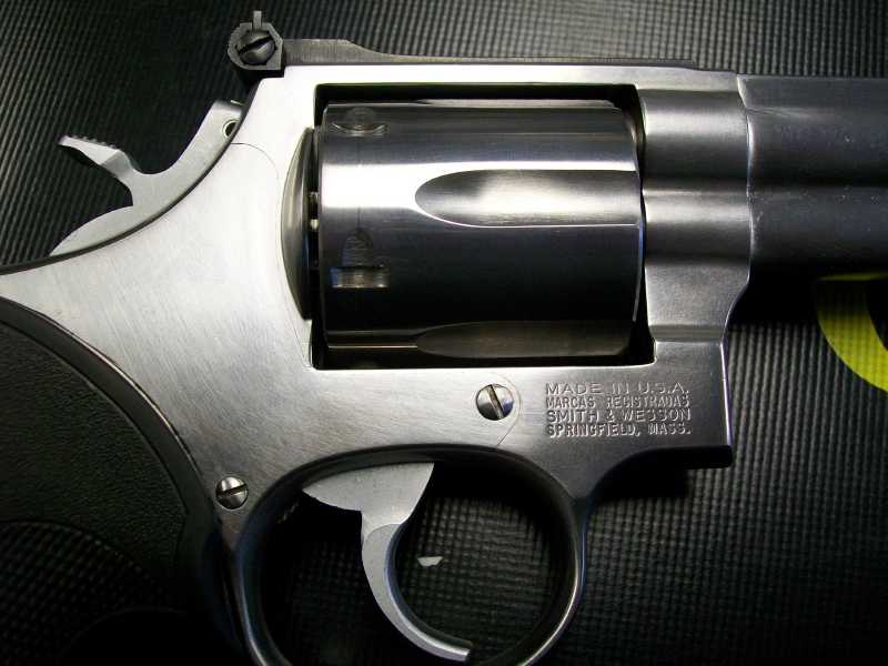 8)Dan Wesson или Smith&Wesson? вопрос прототипов