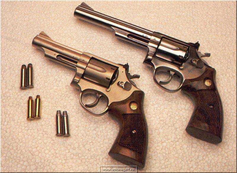 29)Dan Wesson или Smith&Wesson? вопрос прототипов