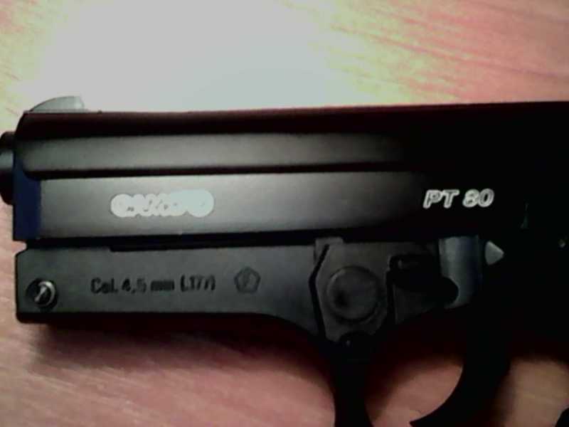 21)Gamo PT-80