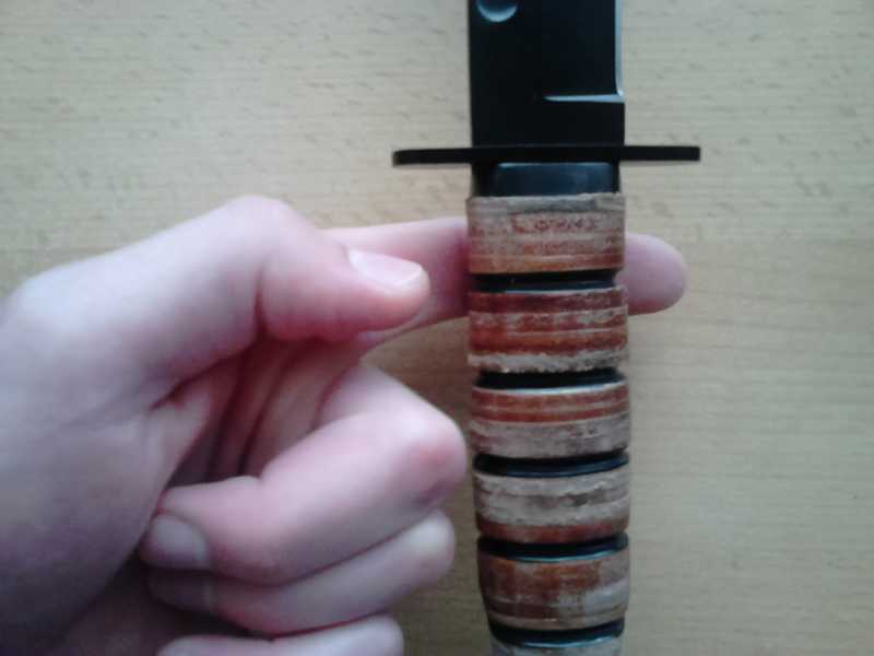 7)Ножи KA-BAR vs. MFH. Найди отличия.