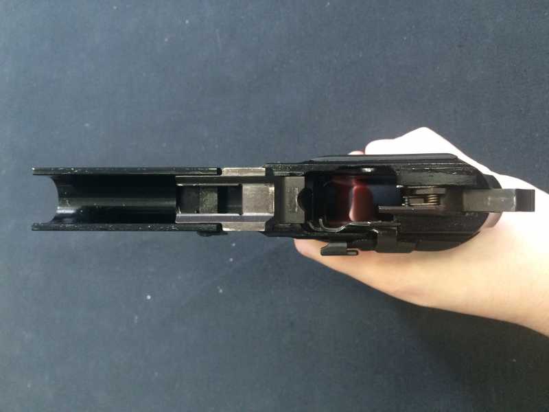 4)Спортивный пистолет Sig 226