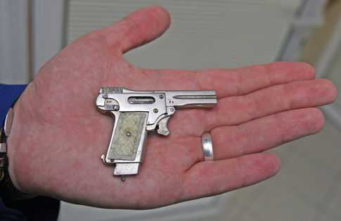 9)Необычное оружие. Пистолет Kolibri