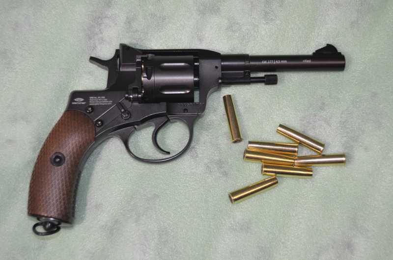 5)PELLET REVOLVER GLETCHER NGT R