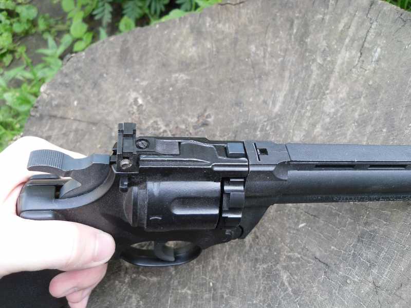 7)Crosman 357