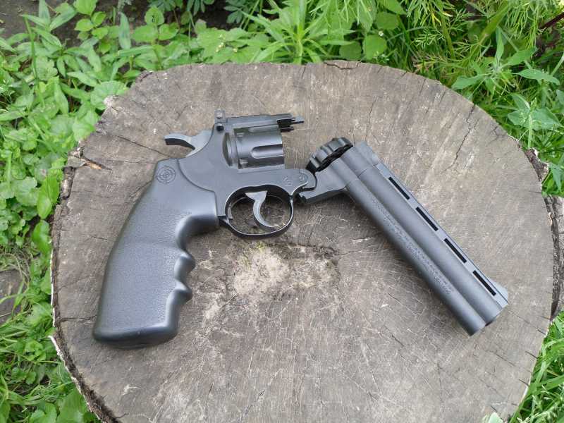 5)Crosman 357