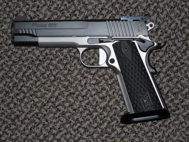 2)Новый пневматический пистолет Sig Sauer 1911 Max