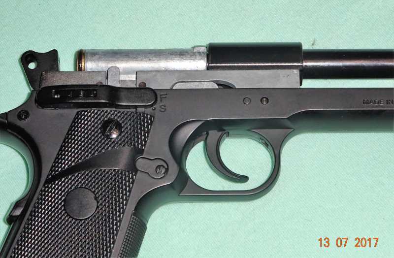 8)Пистолет STALKER S1911RD