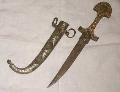 5)Джамбия-традиционный Йеменский нож