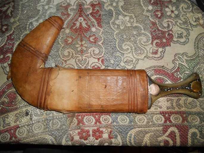11)Джамбия-традиционный Йеменский нож