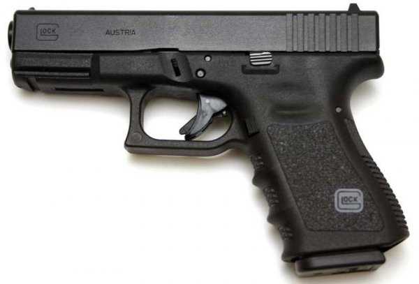 4)Пистолет Glock 19