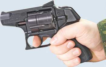 5) РАТНИК: револьвер для самообороны