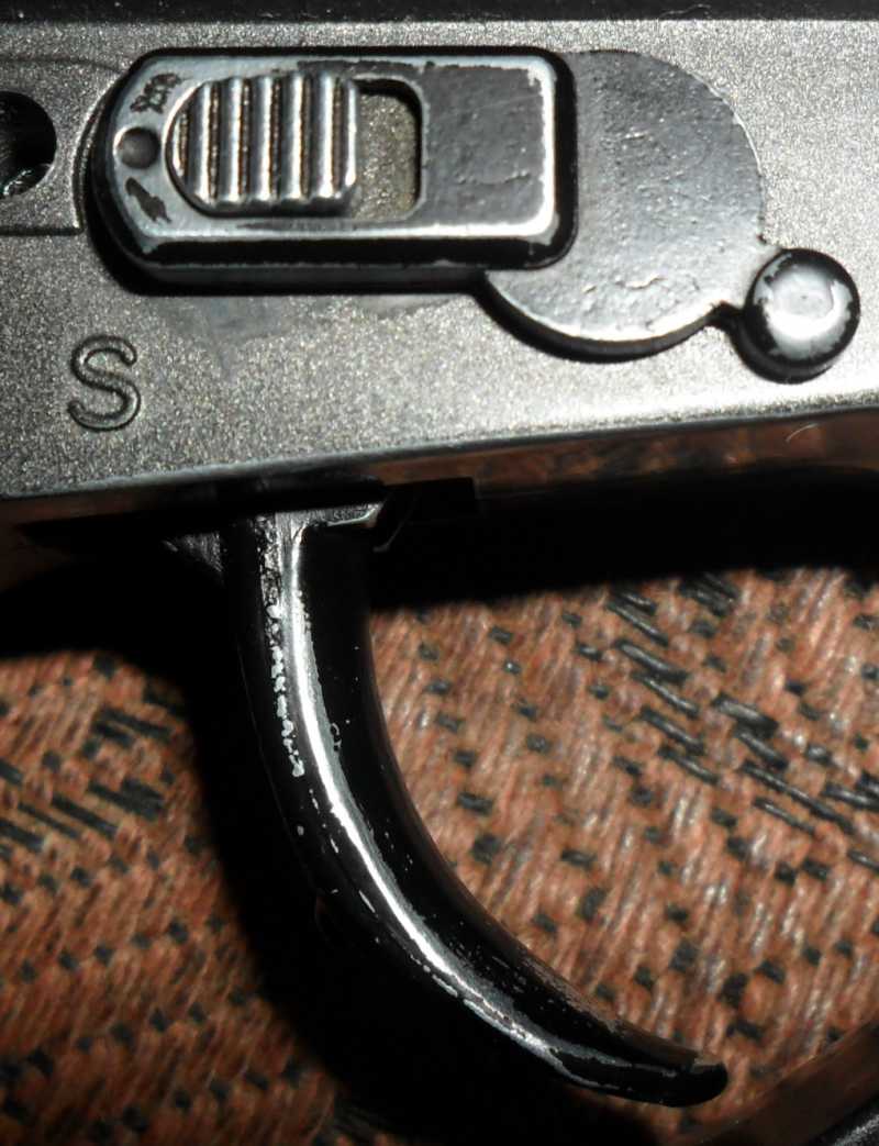 17)Swiss Arms P84