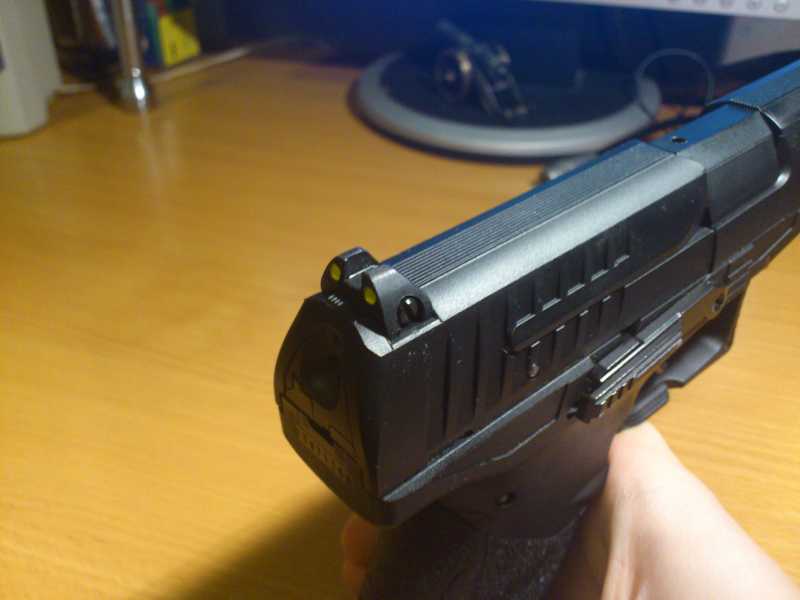 3)Обзор пистолета Umarex Walther PPQ