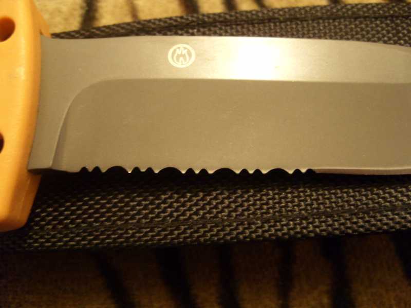 14)Нож для выживания Bear Grylls