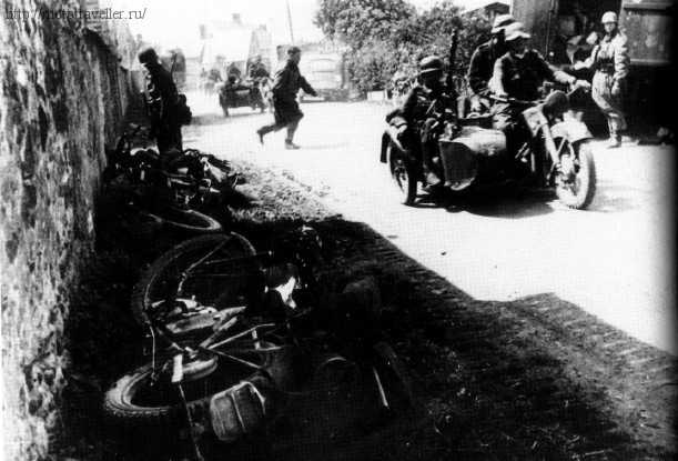 2)BMW R 75