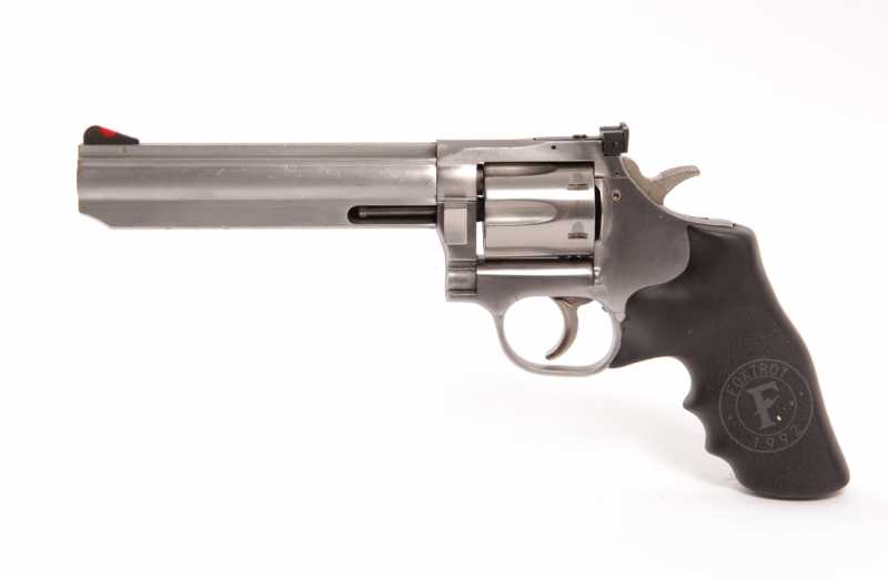 9)Dan Wesson 6