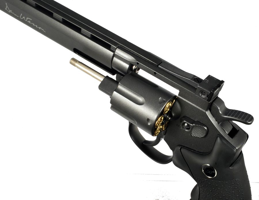 2)Пневматический револьвер ASG Dan Wesson 8