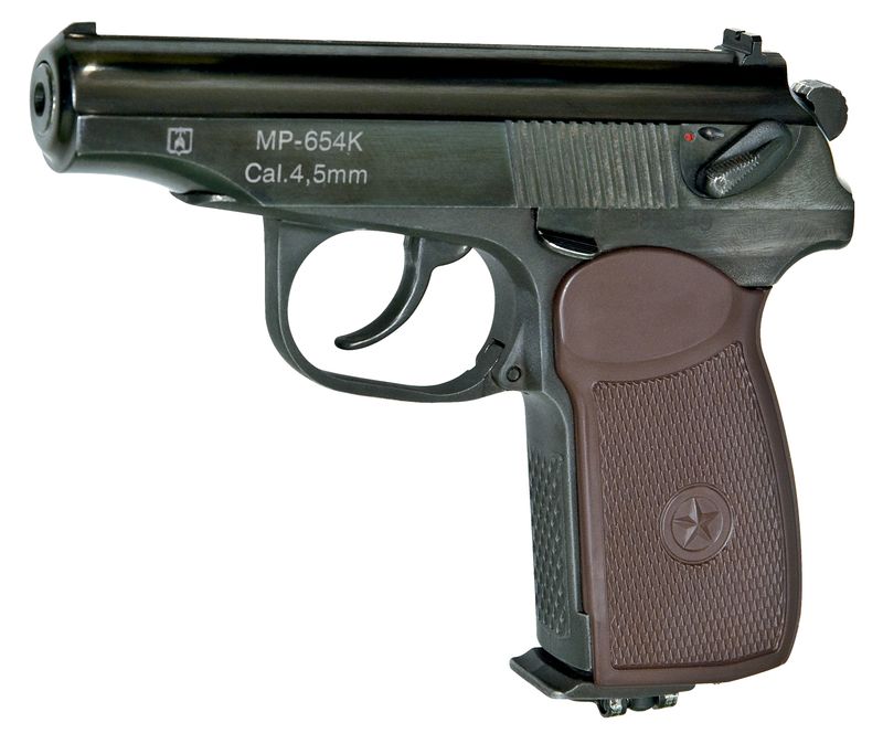 01 MR 654K Titul Вечно молодой, вечно Макаров. История пневматического пистолета ИЖ MP 654K